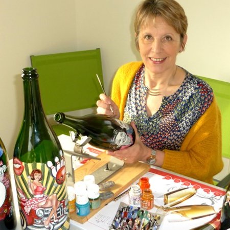 SYLVIE VALOT Peinture sur bouteille - CHARLY SUR MARNE