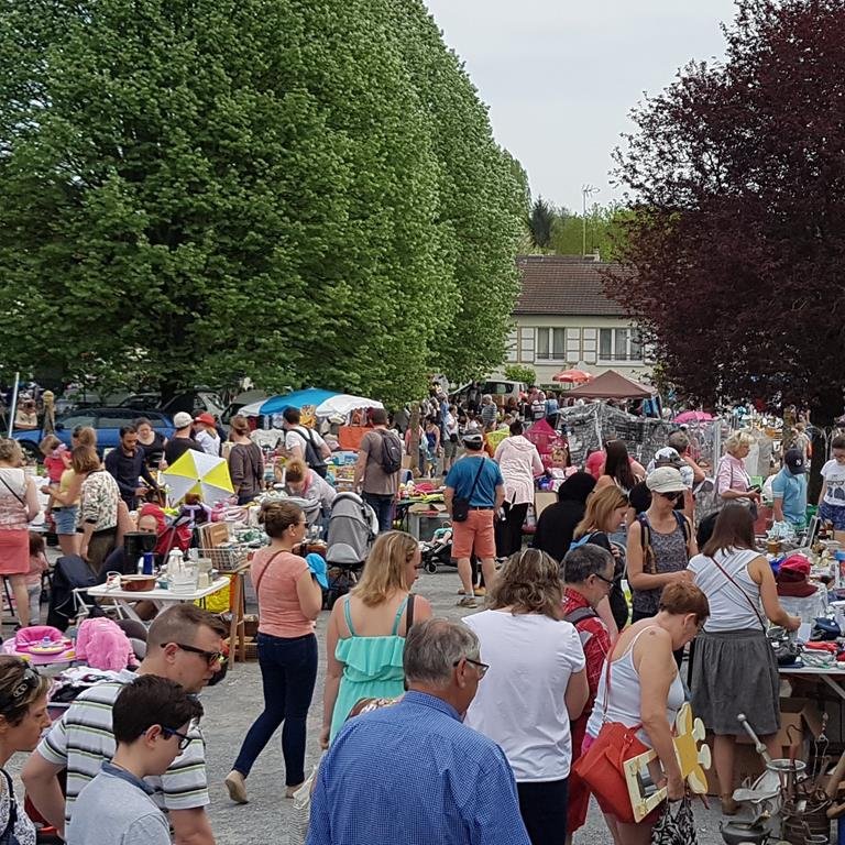 Comité des Fêtes - Chézy sur Marne Comité des Fêtes - Chézy sur Marne